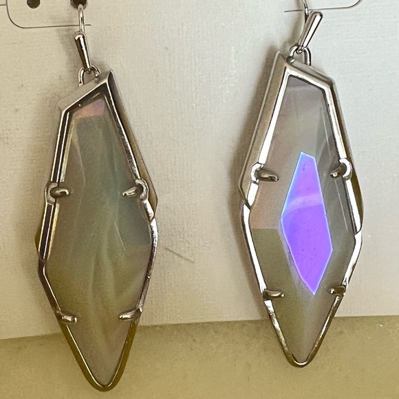 NWT Kendra Scott RARE & Retired Bexley Earrings Iridescent Agate & Silver😊 - Picture 14 of 14